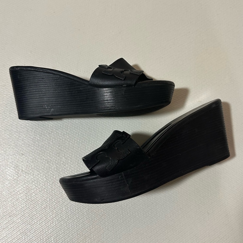 Vintage Tory Burch Lowell/Patti Style Black Wedge Leather Sandals Size 8 VGUC